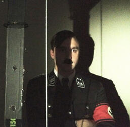 Els tres porquets d'Albert Serra (sección)